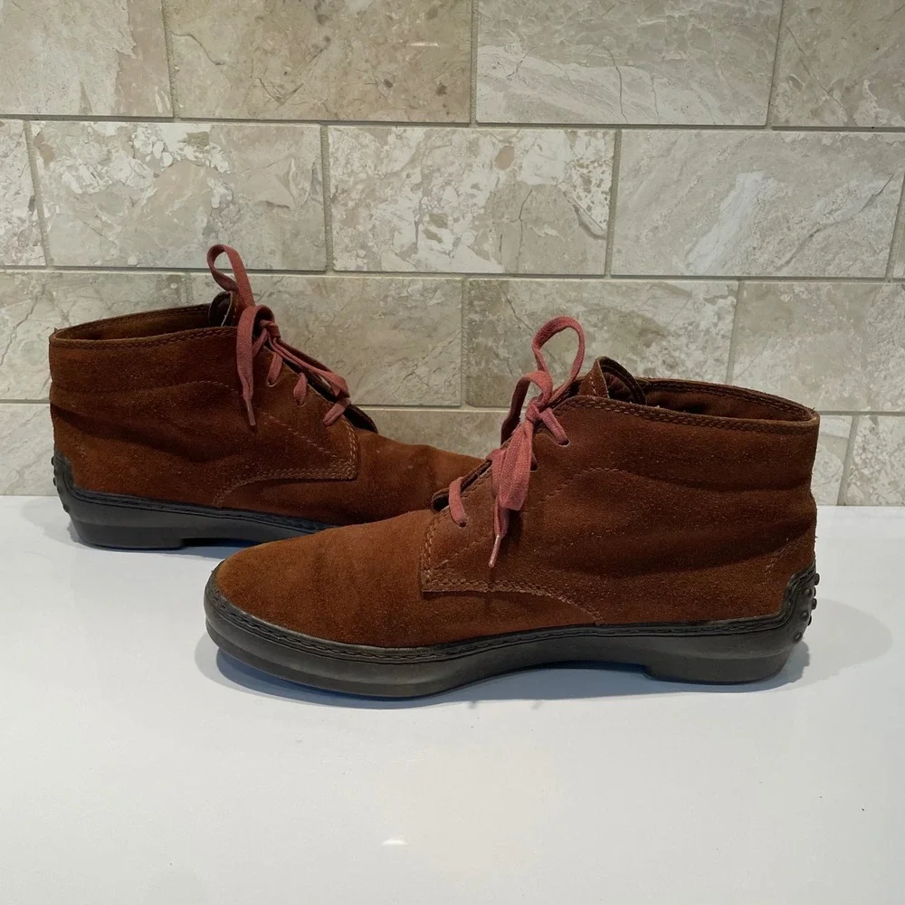 Tods Mens Gommino Desert Suede Brown Chukka Boots Vibram Sole 39.5 EU 6.5 US